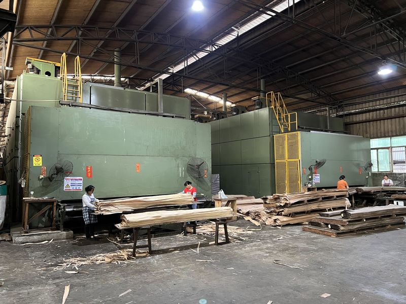 Dongguan Lingfeng Wood Industry Co., Ltd. निर्माता उत्पादन लाइन